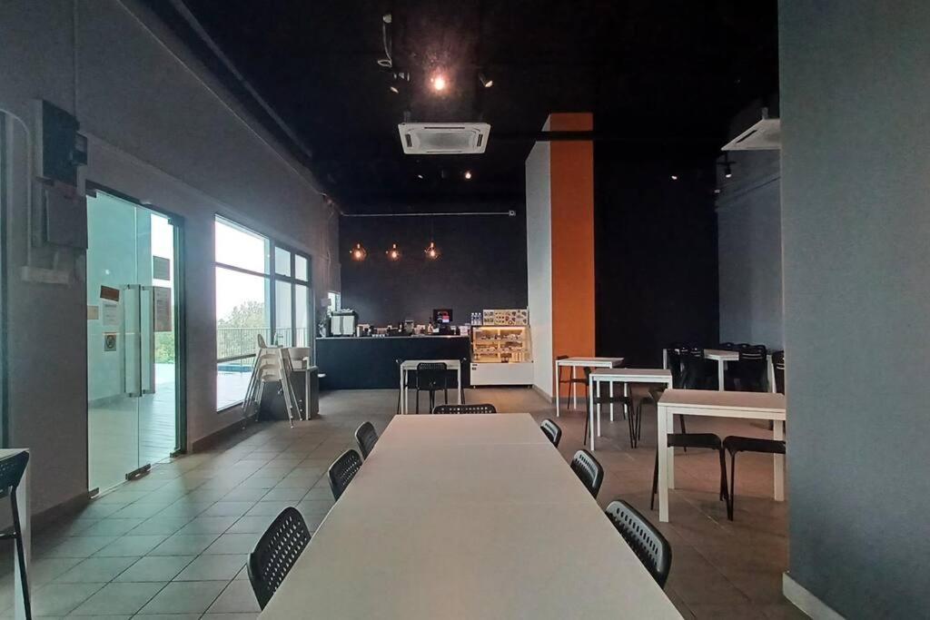 Homestay Arc Cozyhome Austin Hills 4-5Pax Johor Bahru Exterior foto